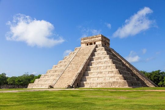 Chichen Itza: Self-Guided Tour with Audio Narration & Map