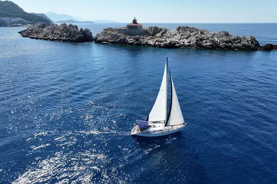 Dubrovnik : Full Day Private Sail Boat Tour to Elaphiti&Blue Cave