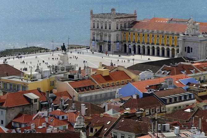 Private full day tour to Lisbon from Oporto with Hotel pick up