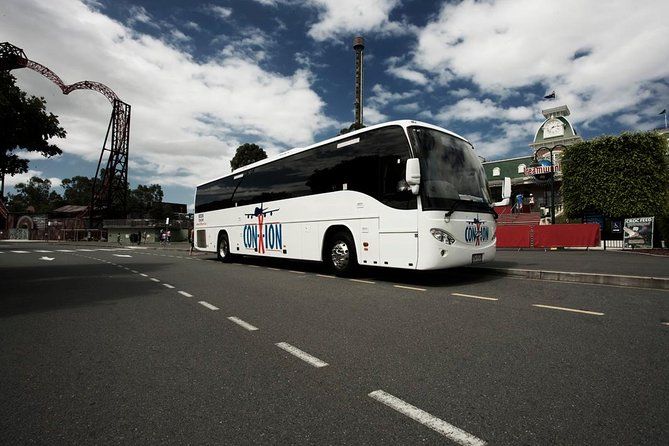 Brisbane Airport: Shared Transfer to Sunshine Coast