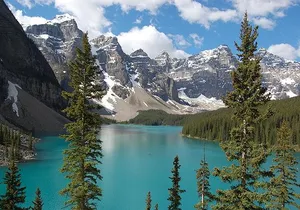 Circle West - Canadian Rockies Round Trip Bus Tour From Vancouver