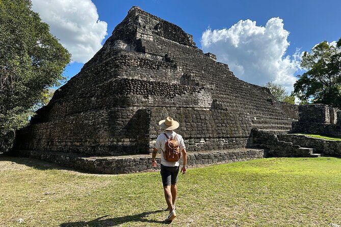 Chacchoben Mayan Ruins and Bacalar Lagoon Combo Tour from Costa Maya