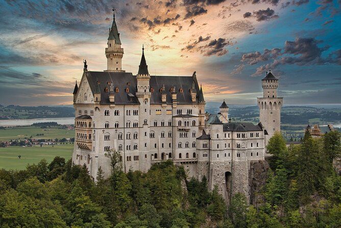 Neuschwanstein Castle Private Chauffeur Day Tour from Munich
