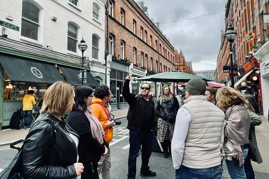 Drinks on Foot: Dublin Traditional Pub Tour