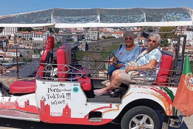 3 Hour Tuk tuk Tour in Porto