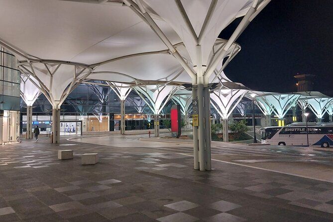 **Private Door to Door Airport Split Transfer up to 15 People**