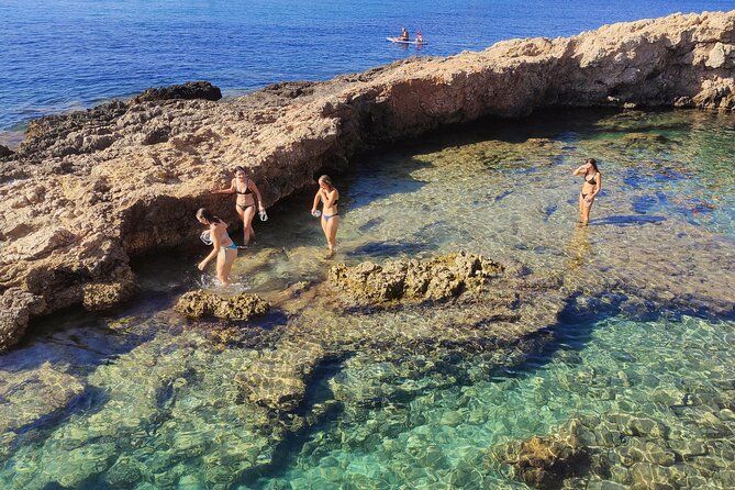 Palma de Mallorca: Small Group Tour by Locals in Hidden Coves