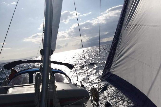 Sailboat tour to the islands
