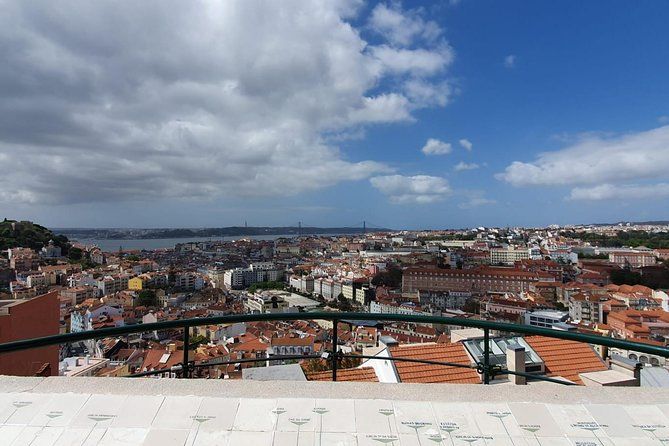 Lisbon City Tour 2 hours (Máx 4 pax)