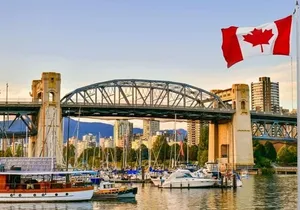 Vancouver : Must-See Attractions Walking Tour With A Guide