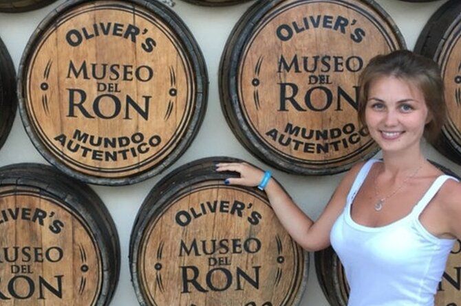 Shopping Tour In Don Lucas Cigar Factory, Rum tasting, Cocoa factory, Souvenirs