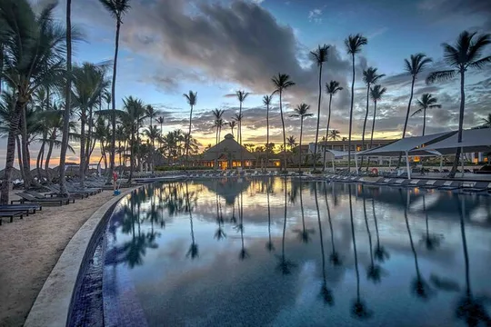 Private Transfer Punta Cana Airport to/from Royalton Punta Cana