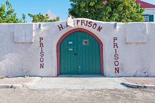 Miami: Half-Day Private Boat Charter to Raccoon Island & Sandbar