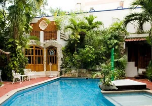 Cancun Airport and Eco Hotel El Rey Del Caribe Private Shuttle