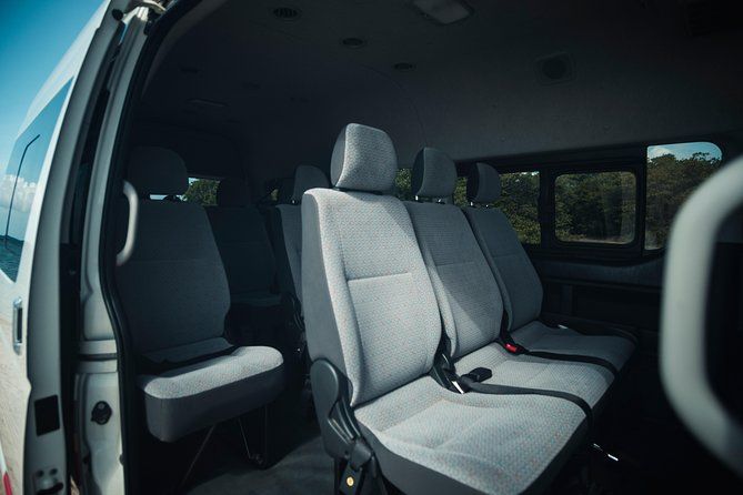 Aruba Private Van Airport Transfer (6+)