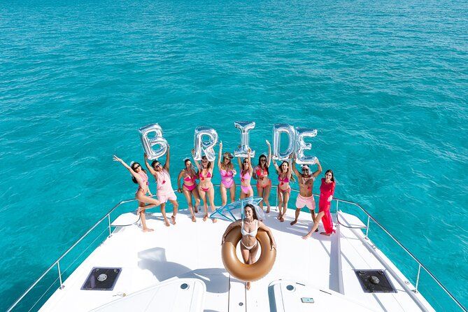 Luxury Private Bachelorette Yacht – 51' Leopard Tulum