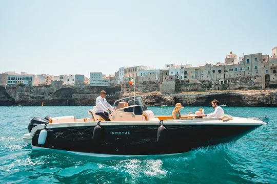 Monopoli : Private Champagne Boat Tour - 4 Hours
