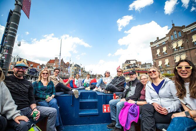 Amsterdam Open Boat Cruise in Old City Center with Live Guide