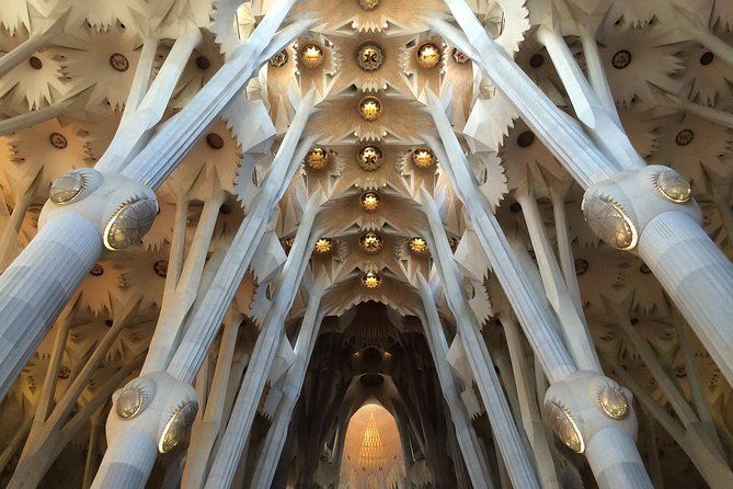 Private complete Gaudi experience in Barcelona (2 days) with hotel pick up