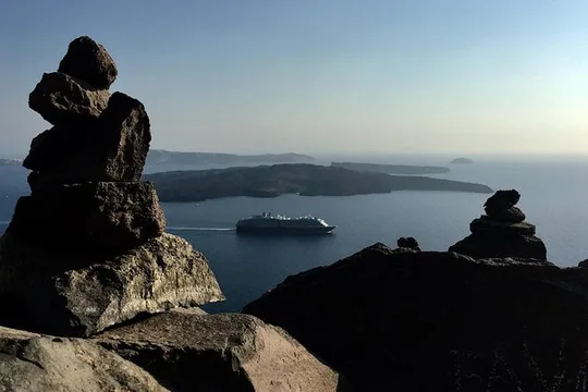 Santorini 6 Hour Custom Private Sightseeing Tour