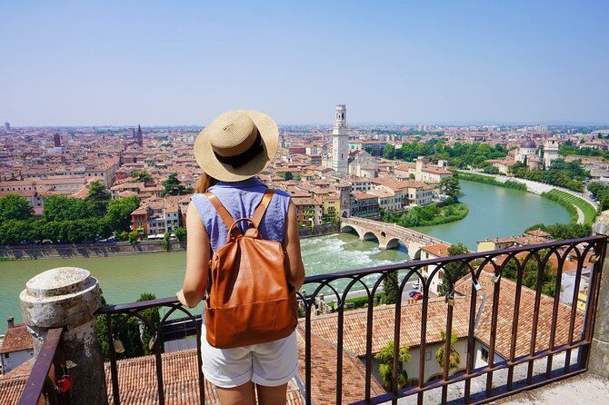 3 Hour Shared Walking and Aperitivo Tour of Verona