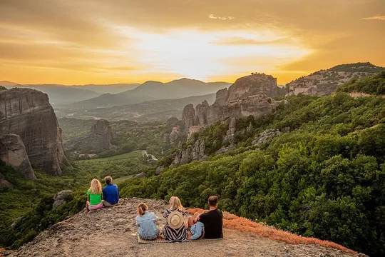 Athens: Meteora 2-Day Tour Sunset & Morning Small Group + Hotel