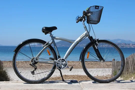 Bike rental for the whole family in Hyères