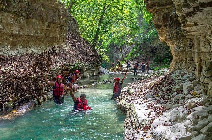 7 Waterfalls in Puerto Plata + a Delicious Local lunch.