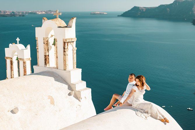 Santorini by Car with a Local: Wineries, Views & Hidden Spots