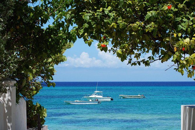 Grand Turk Historical Sightseeing Tour by Tram