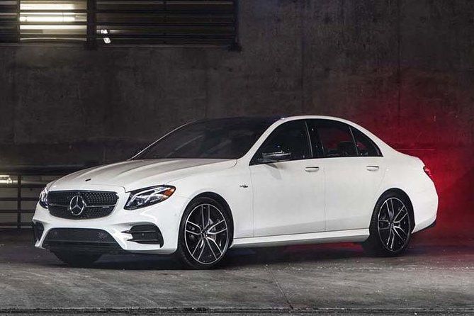 Luxury Chauffeur Car Melbourne Airport To CBD or city to airport