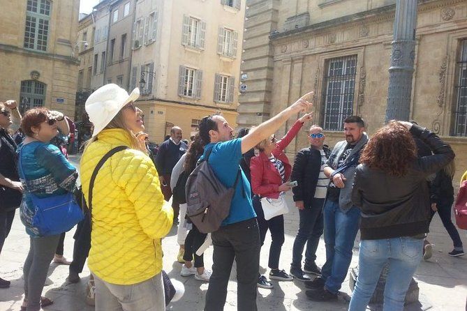 Private guided tour of Old Lyon with your official tour guide!