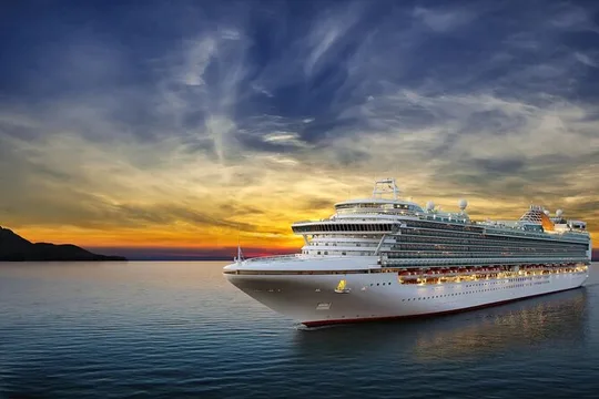 Keflavik Airport Private Transfer To/From Reykjavik cruise Ports