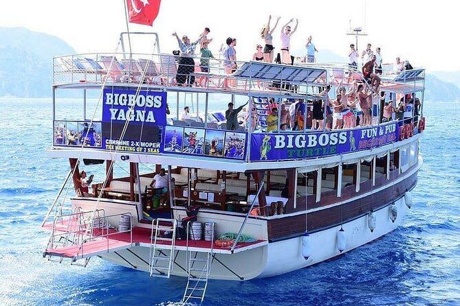 Big Boss – Adults Only Boat Trip (16+)