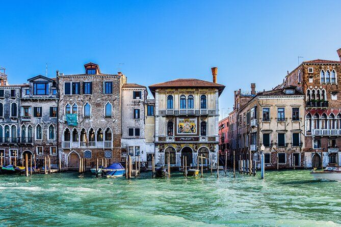 Best Private tour to Burano and Murano from Venice