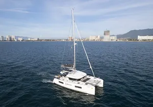Puerto Vallarta: Coast & Fun 4h All Inclusive on 40' Lagoon