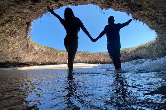 Marietas Islands PRIVATE Tour 2 Pax + Beach Hideaway Guaranteed