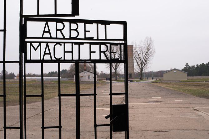 From Berlin to Sachsenhausen Camp: Private Tour by Car or Train