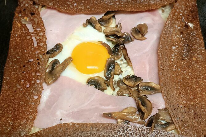 Private Galette & Crêpe Cooking Class + Host table diner