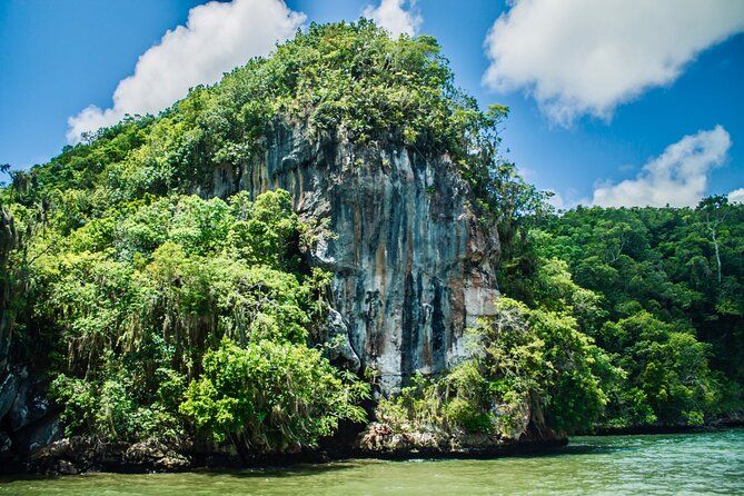 Punta Cana 3in1 Adventure: Los Haitises Park, Waterfall & Montaña