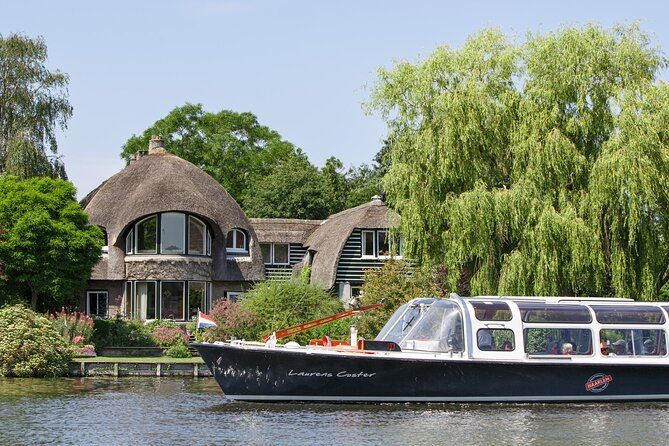 Haarlem: Heritage River cruise, See Haarlems Iconic treasures