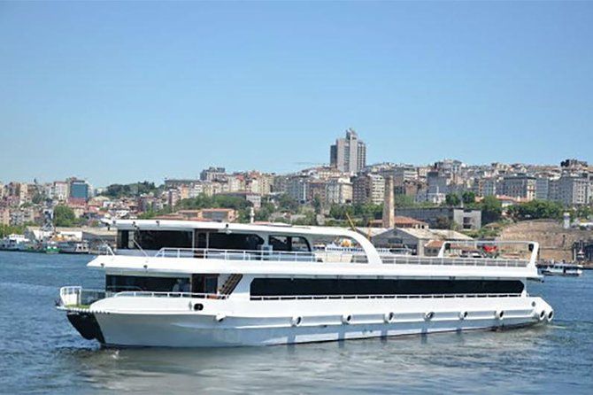 Istanbul Bosphorus Cruise with Dinner and Entertainment