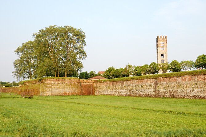 Self-guided Bike Tour from Lucca to Pisa