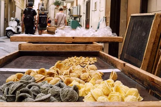 Private Bari Walking Tour with Authentic Tasting.