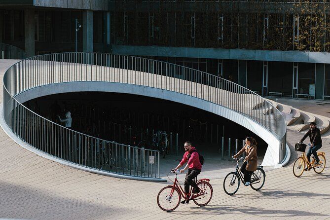 Copenhagen Architecture and Sustainability Tour with local Guide
