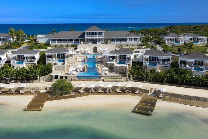 Private Antigua Airport Roundtrip Transfer to Hammock Cove