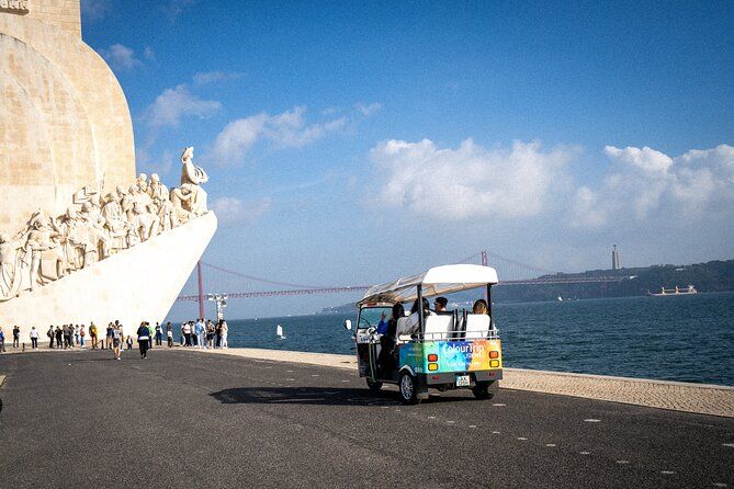 Tuk tuk tour in Belem area
