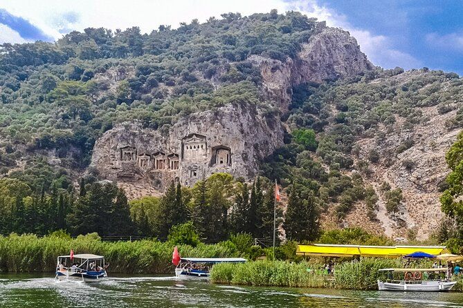 Dalyan Bus Trip to Caunos, Turtle Beach and Sultaniye Mud Bath from Marmaris