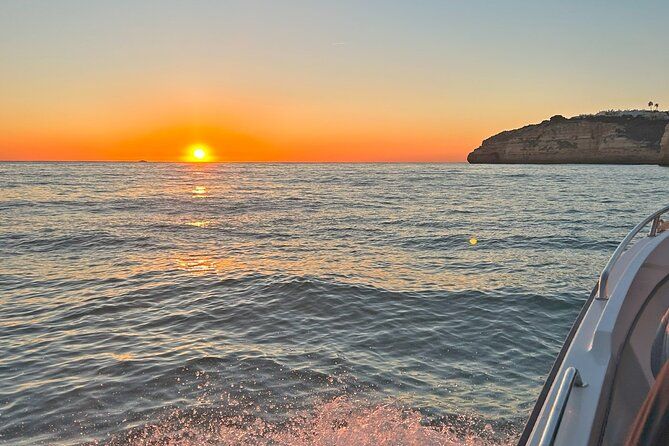 Sunset Benagil Cave Tour - Boat trip from Armação de Pêra
