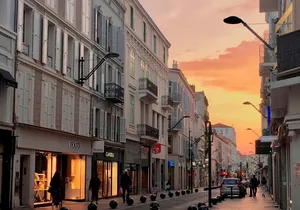 Cannes Uncovered in 2 Hours Exclusive Private Guided Walking Tour